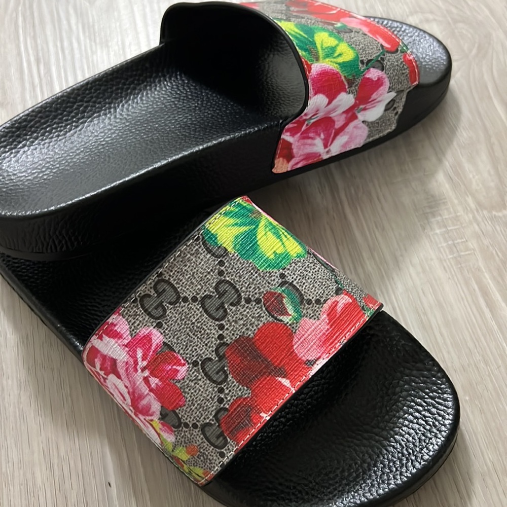 Gucci Slides